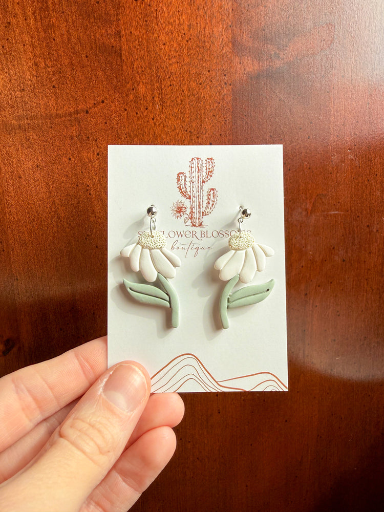 Daisy Flower Dangle Earrings