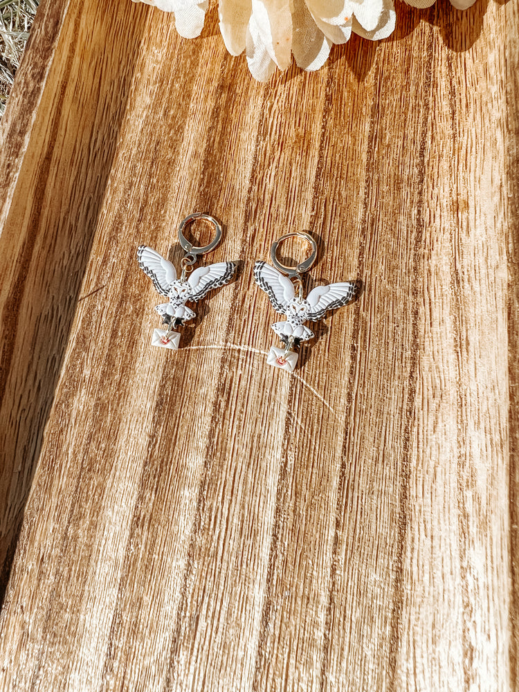 Snowy Owl Huggie Earrings