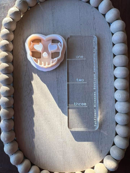 Skeleton Heart Skull Cutter