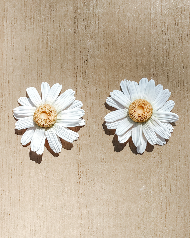 3D Daisy Earrings
